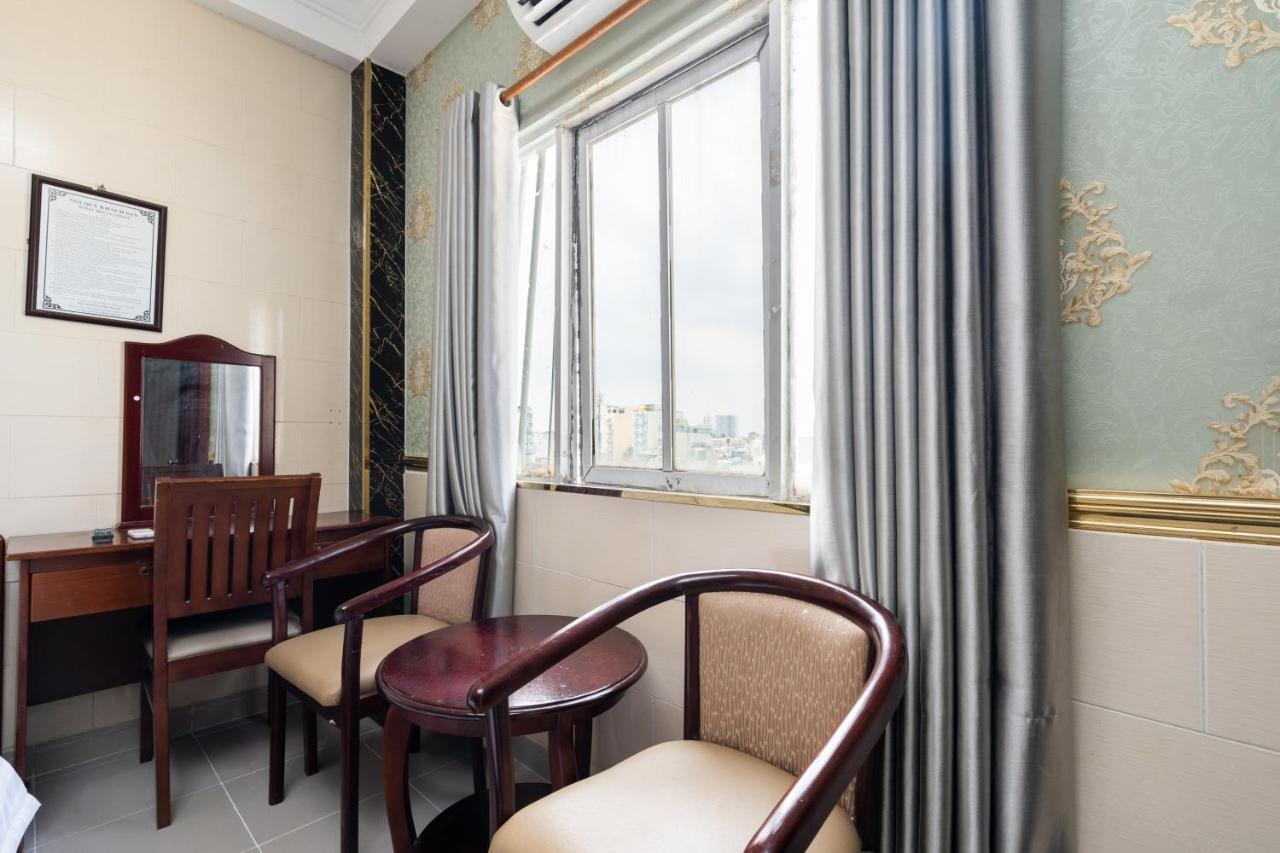 Khách sạn Oyo 1160 Hai Phong TP. Hồ Chí Minh